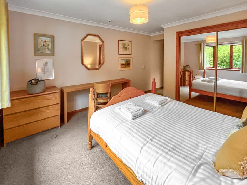 Double bedroom | Foxglove Cottage 1 - Foxglove Cottages, Drymen