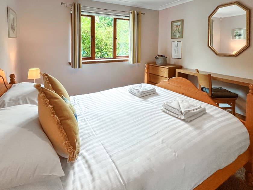 Double bedroom | Foxglove Cottage 1 - Foxglove Cottages, Drymen