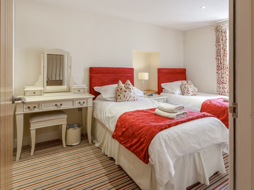 Twin bedroom | Mary’s Cottage, Keswick