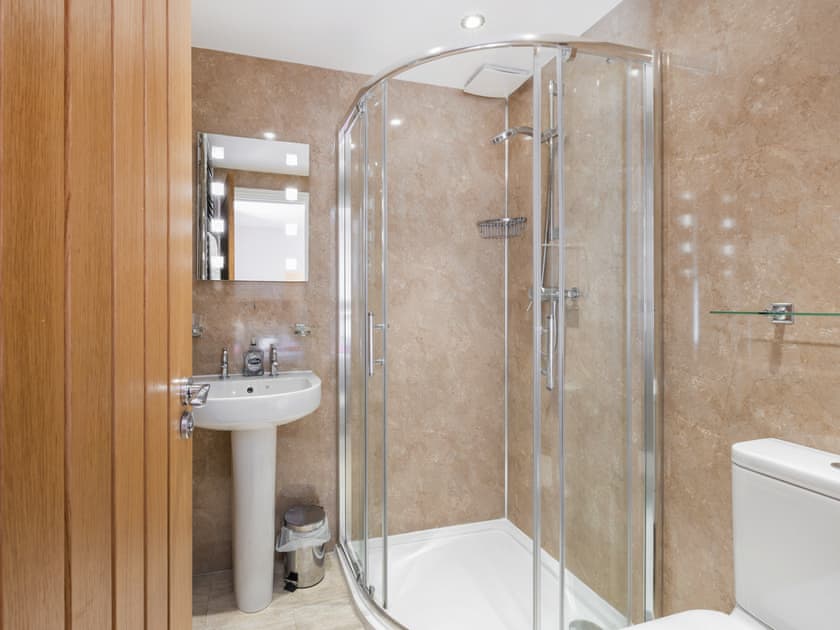 Bathroom | Mary’s Cottage, Keswick