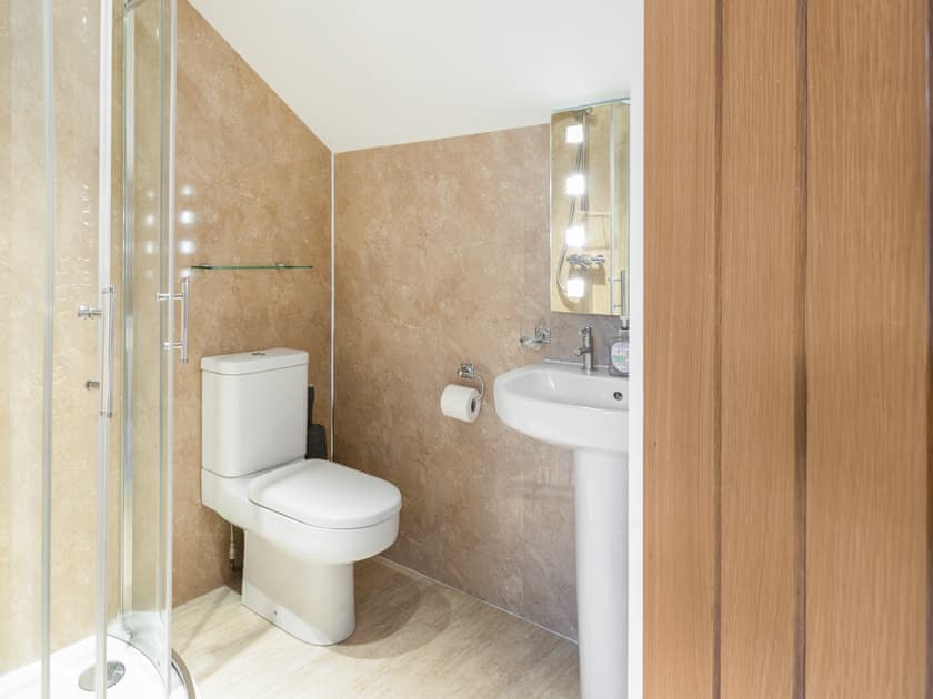 Bathroom | Mary’s Cottage, Keswick