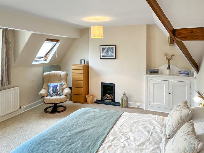 Double bedroom | Sefton House Apartment, Ilkley