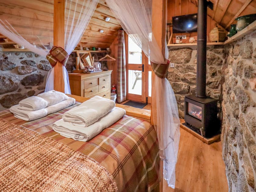 Double bedroom | Capercaillie Cottage, Rhilochan, Rogart, near Dornoch
