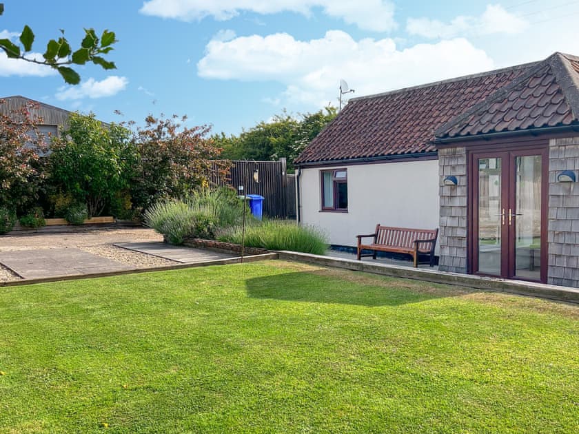 Exterior | Crab Cottage, Danes Dyke near Flamborough
