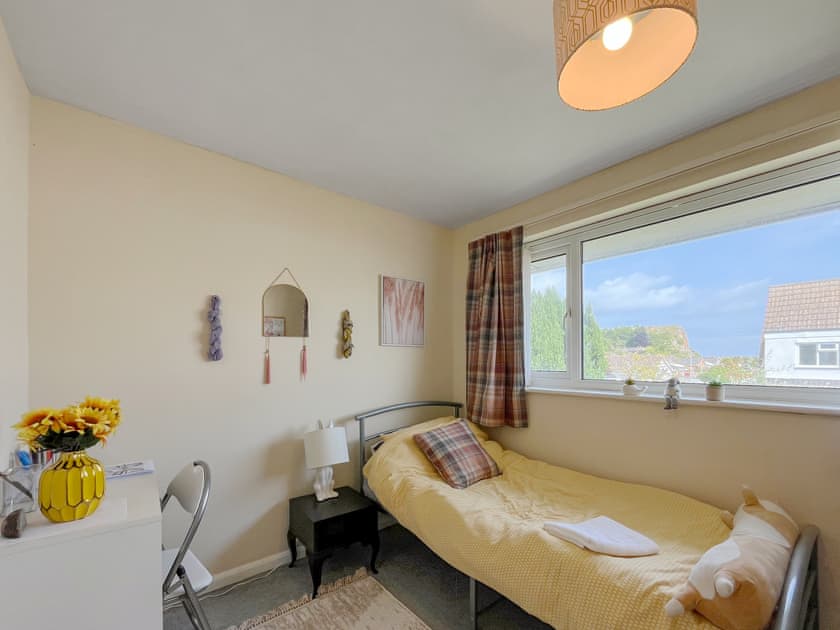 Single bedroom | Little Orme Cottage, Penhryn Bay, near Llandudno