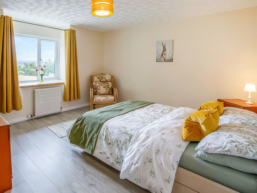Double bedroom | Drumlea Cottage, Bonar Bridge, near Lairg