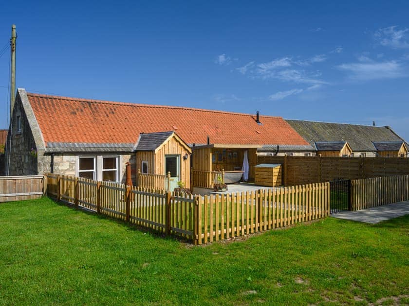 Exterior | Stable Cottage, Lathockar, near St Andrews
