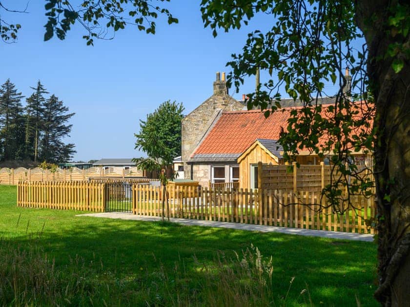 Exterior | Stable Cottage, Lathockar, near St Andrews