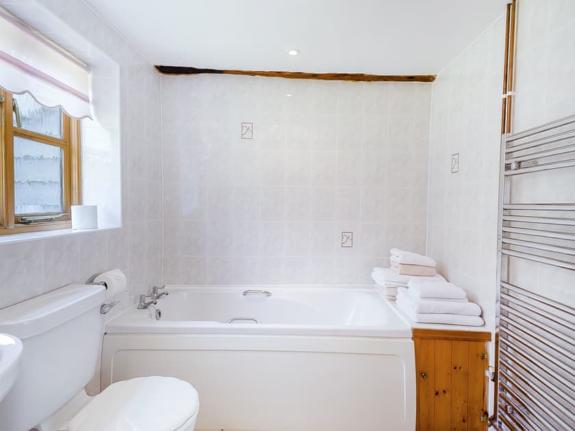 Bathroom | Butler’s Barn, Darsham
