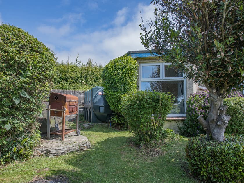 Exterior | Tara, Kingsbridge
