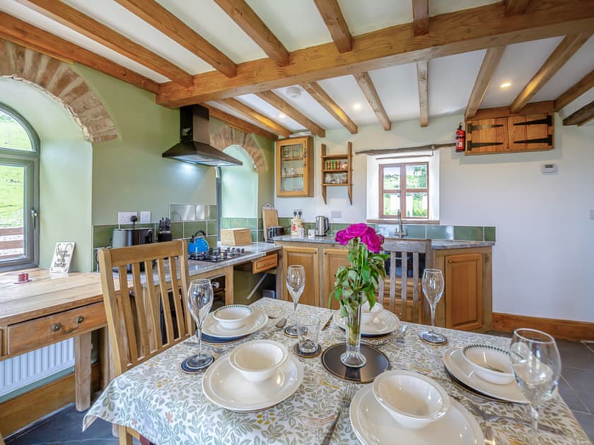 Kitchen/diner | Pyllau Gleision, Abergele