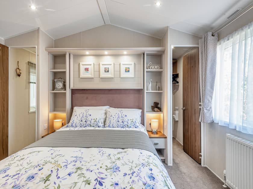 Double bedroom | Azure View, Corton