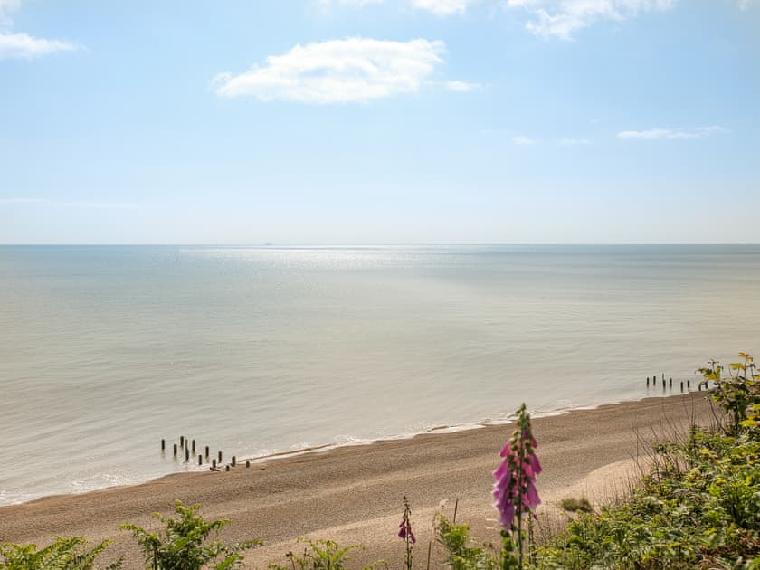 Surrounding area | Azure View, Corton