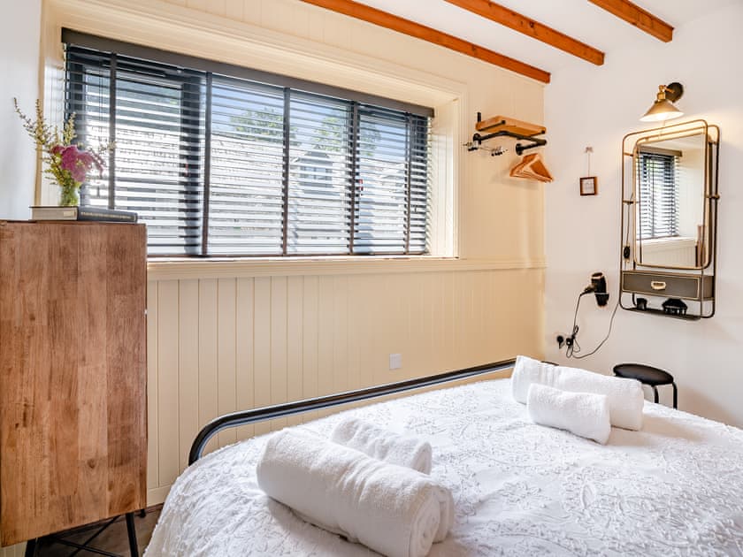 Double bedroom | The Old Cowsheds 1 - Dairy - Gaer Cottages, Cribyn, Lampeter