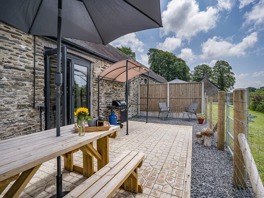 Exterior | The Old Cowsheds 3 - Mynach - Gaer Cottages, Cribyn, Lampeter