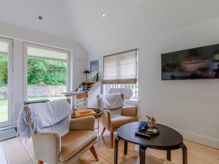 Open plan living space | Fir Tree Apartment - Fir Tree Holidays, Crowborough