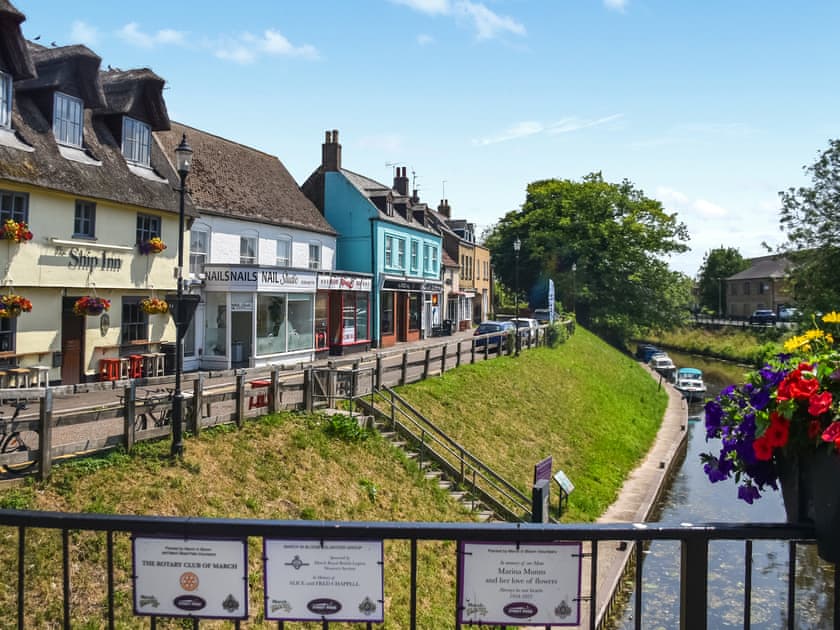 Surrounding area | Riverside, March, near Wisbech