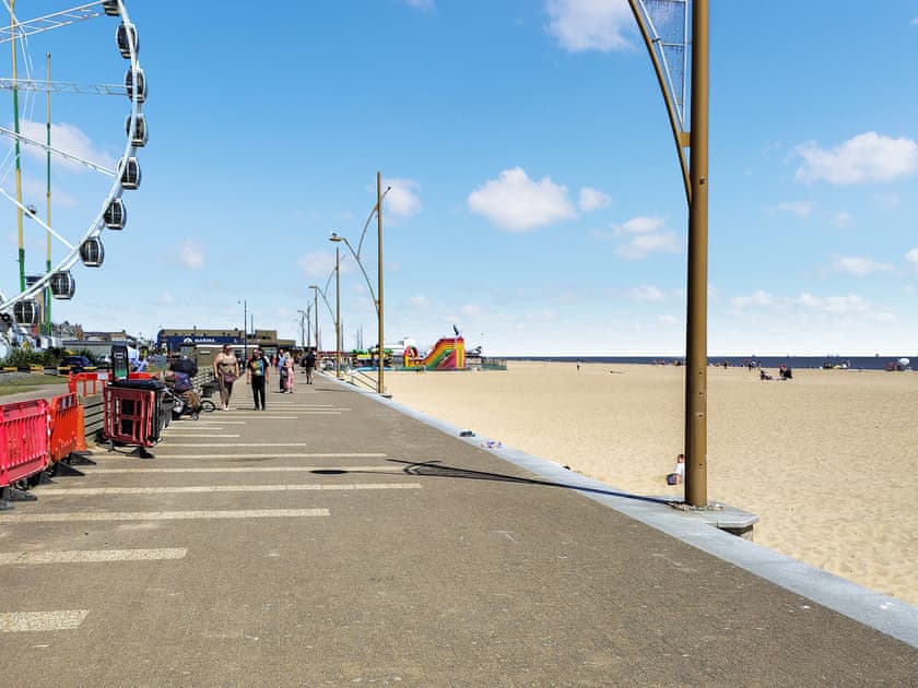 Great Yarmouth beach only 15 mins away via car our bus ride | Coastal Retreat, Lowestoft
