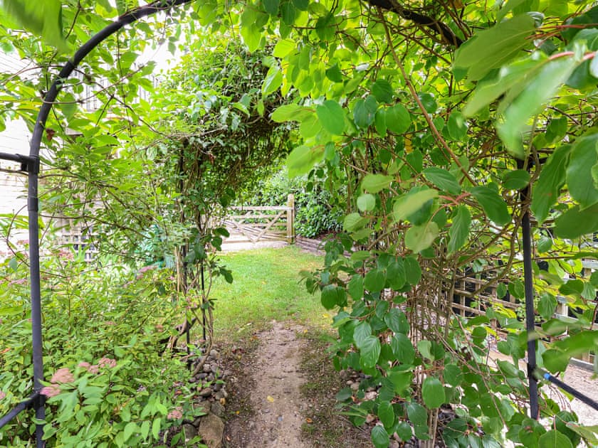 Garden | Four Oaks, All Berkshire