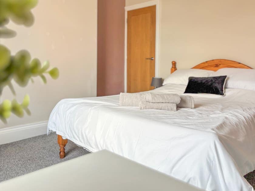 2nd double guest room  River Lily House | River Lily House, York