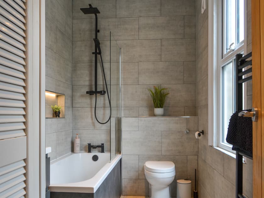 Bathroom | River Lily House, York