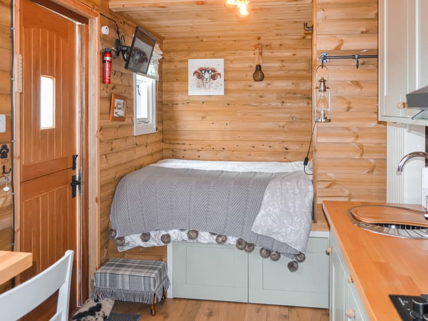 Interior | Ty’r Bugail Shepherds Hut, Tal Y Bont, near Barmouth