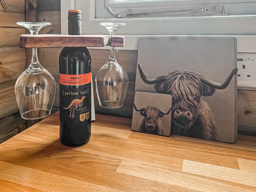 Dining Area | Ty’r Bugail Shepherds Hut, Tal Y Bont, near Barmouth