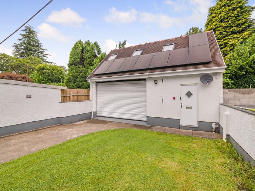 Exterior | The Loft, Glynneath, near Neath