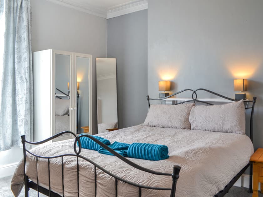 Double bedroom | Church View Apartment - Spire & Church View, Bridlington