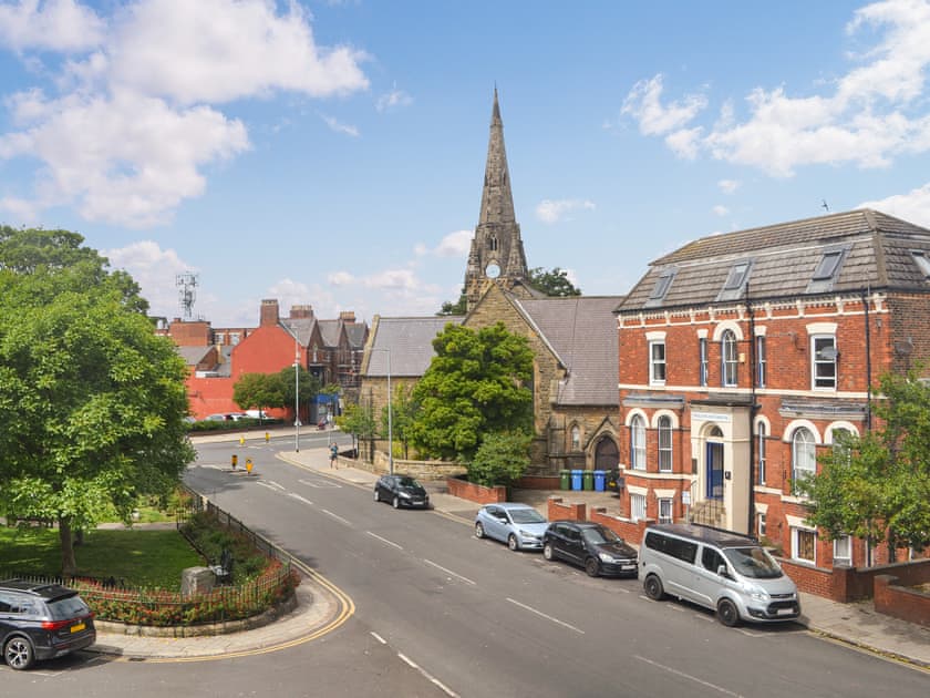 View | Church View Apartment - Spire & Church View, Bridlington