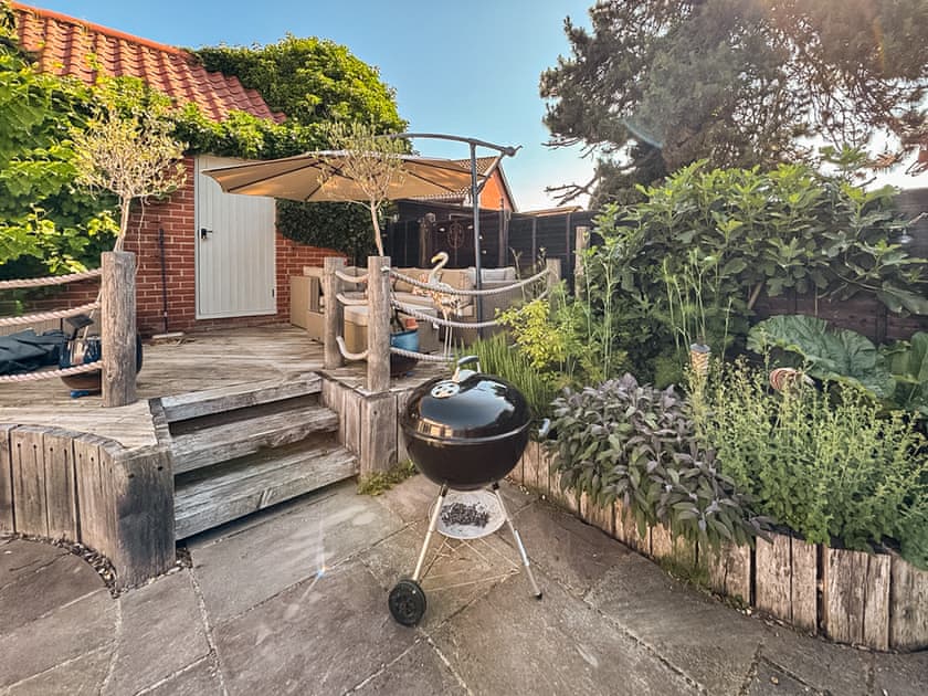 Outdoor | Hill House, Snape