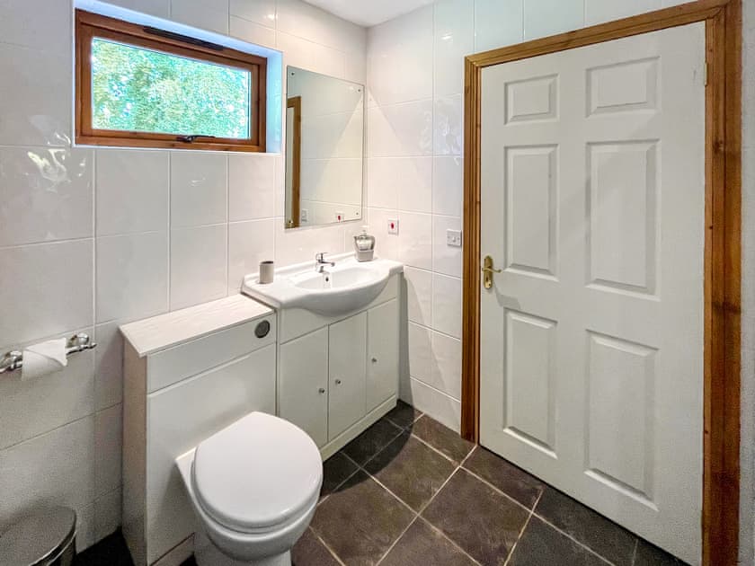 Bathroom | Foxglove Cottage 1 - Foxglove Cottages, Drymen