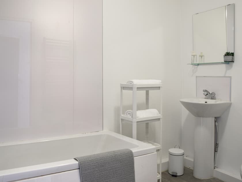 Bathroom | Apartment 3 - Ye Olde Smithy, Stoke-on-Trent