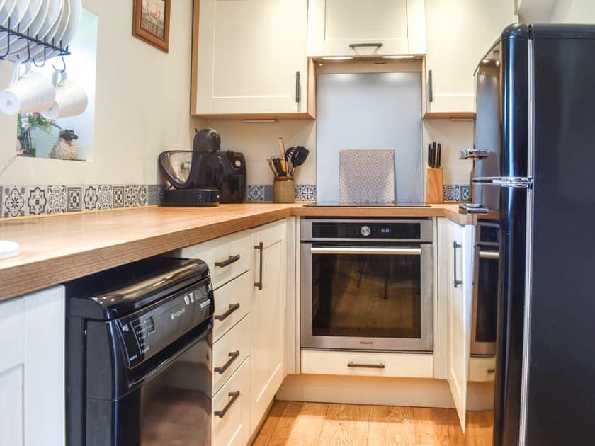 Kitchen | Ewes Leap, Airton