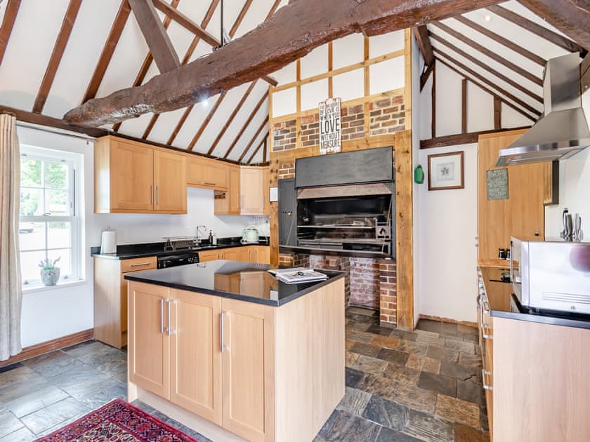 Kitchen | The Barn - Whitmoor Farm, Woking, near Guildford