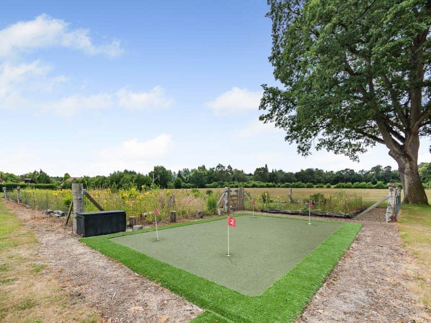 On-site amenities | The Barn - Whitmoor Farm, Woking, near Guildford