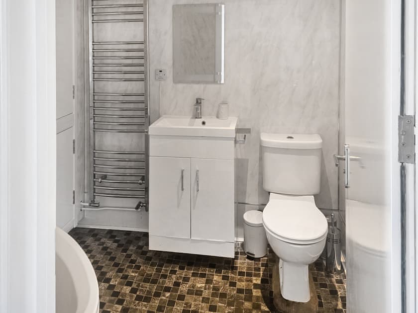 Bathroom | Belt Annexe, Writtle, near Chelmsford