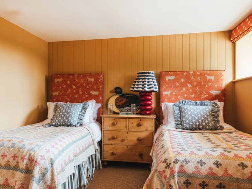 Twin bedroom | The Shearing Shed, Rye Foreign, near Rye