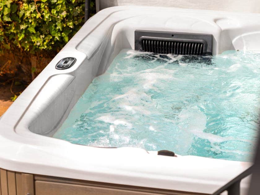 Hot tub | Killerby Old Hall - Killerby Old Hall, Cayton, near Scarborough
