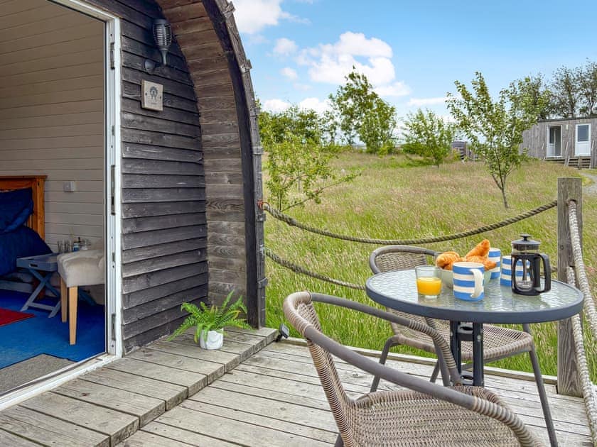 Outdoor | The Sheep Pod - Glampio Cae Pella, Welshpool