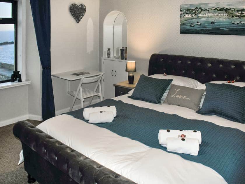 Double bedroom | Harbour Road, Gardenstown, near Banff