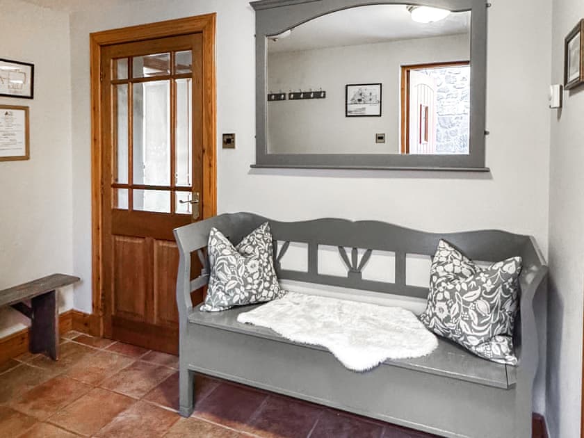 Welcome entrance hall with storage for coats and boots | Rubha Lodge, Shieldaig