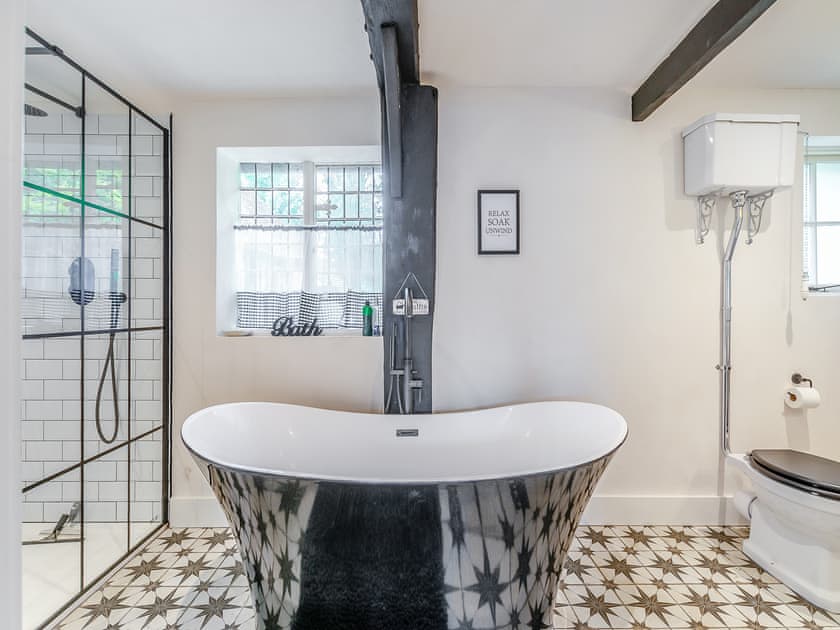 Bathroom | Town Farm House, Brenchley, Tonbridge