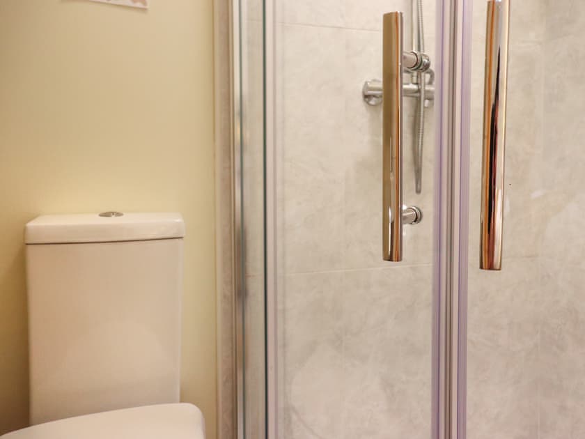 Bathroom | Hafod Fach - Hafod Grove and Fach, Moylegrove near Ceibwr Bay