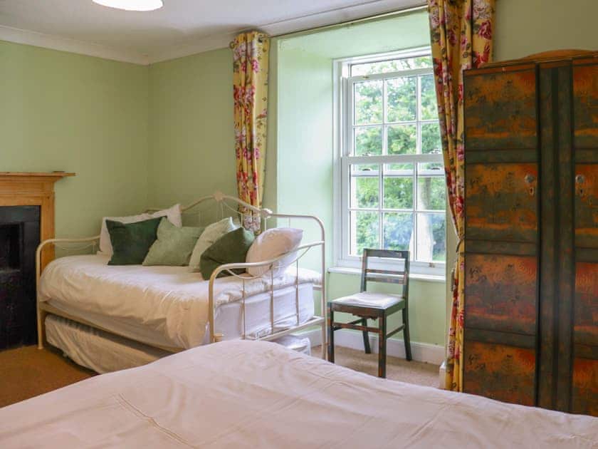 Double bedroom | Hafod Grove - Hafod Grove and Fach, Moylegrove, near Ceibwr Bay