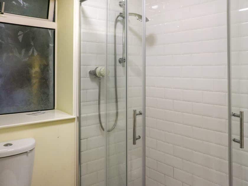 Bathroom | Hafod Grove - Hafod Grove and Fach, Moylegrove, near Ceibwr Bay