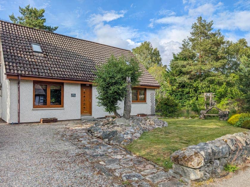 Exterior | Rowan Cottage, Carrbridge