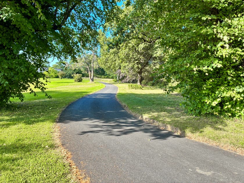 Driveway | Lavender Cottage - Goldburn Barns, near Okehampton