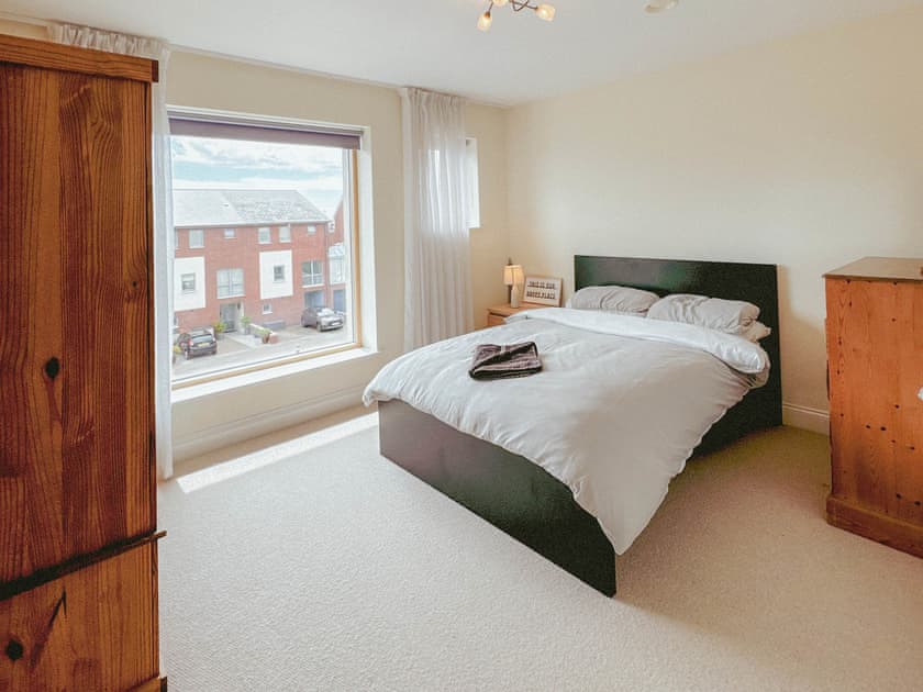 Double bedroom | Marina Escape, Swansea