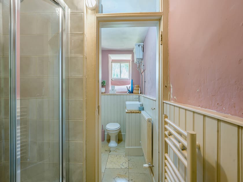 Bathroom | Winfields Manor, Prestonpans